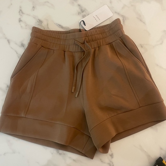 🧸 NWT Varley Atrium Shorts 4.5” Golden Bronze Drawstring Lounge Small - Picture 8 of 8
